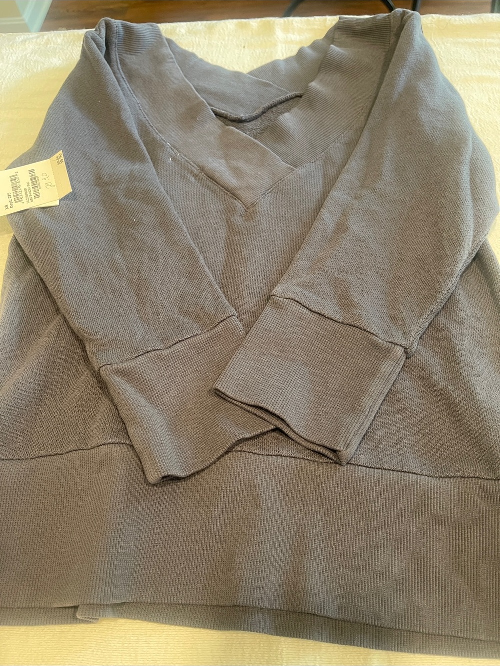 Men's V‑Neck Waffle Knit Sweater — Gray